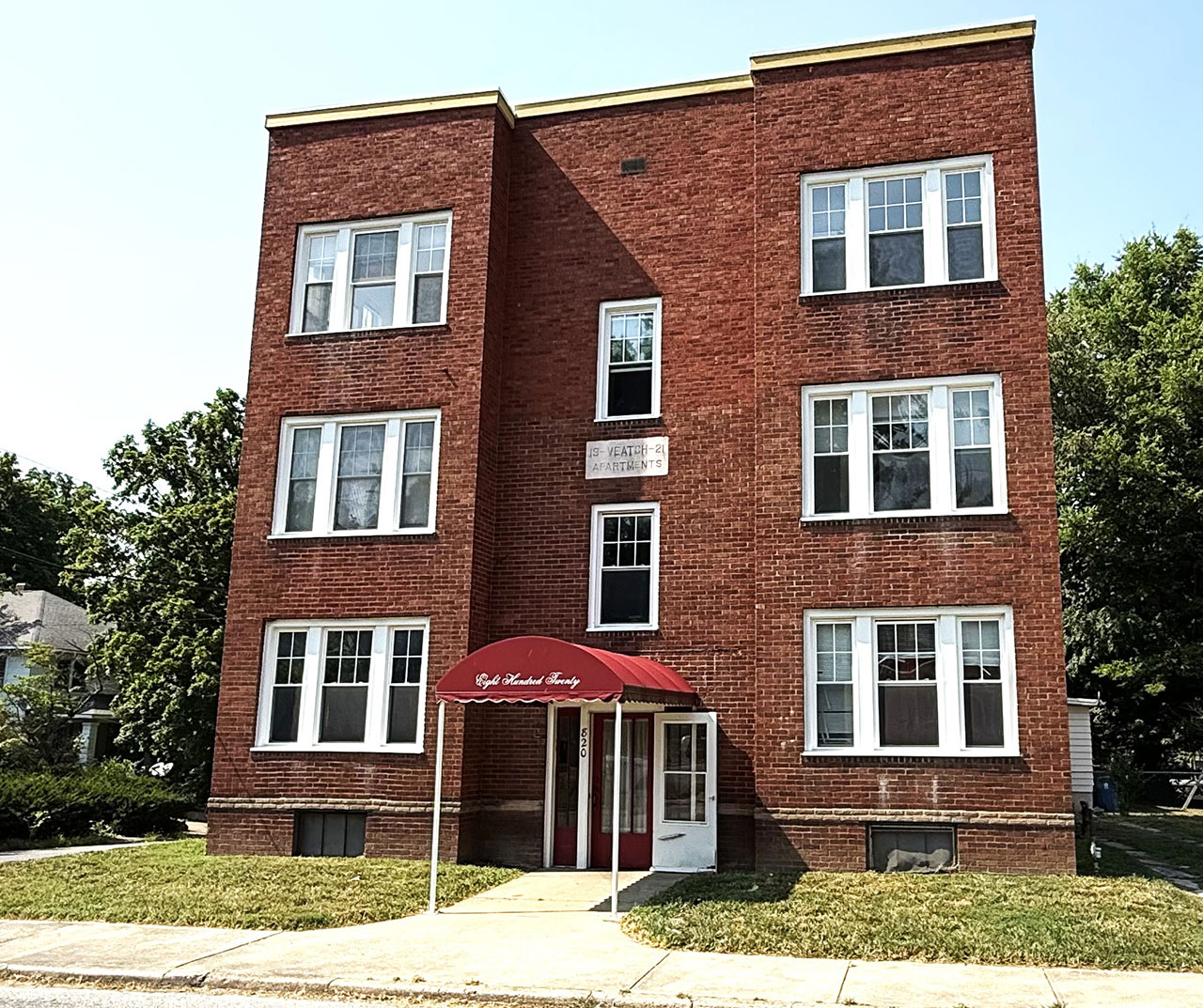 820 maple apartments
